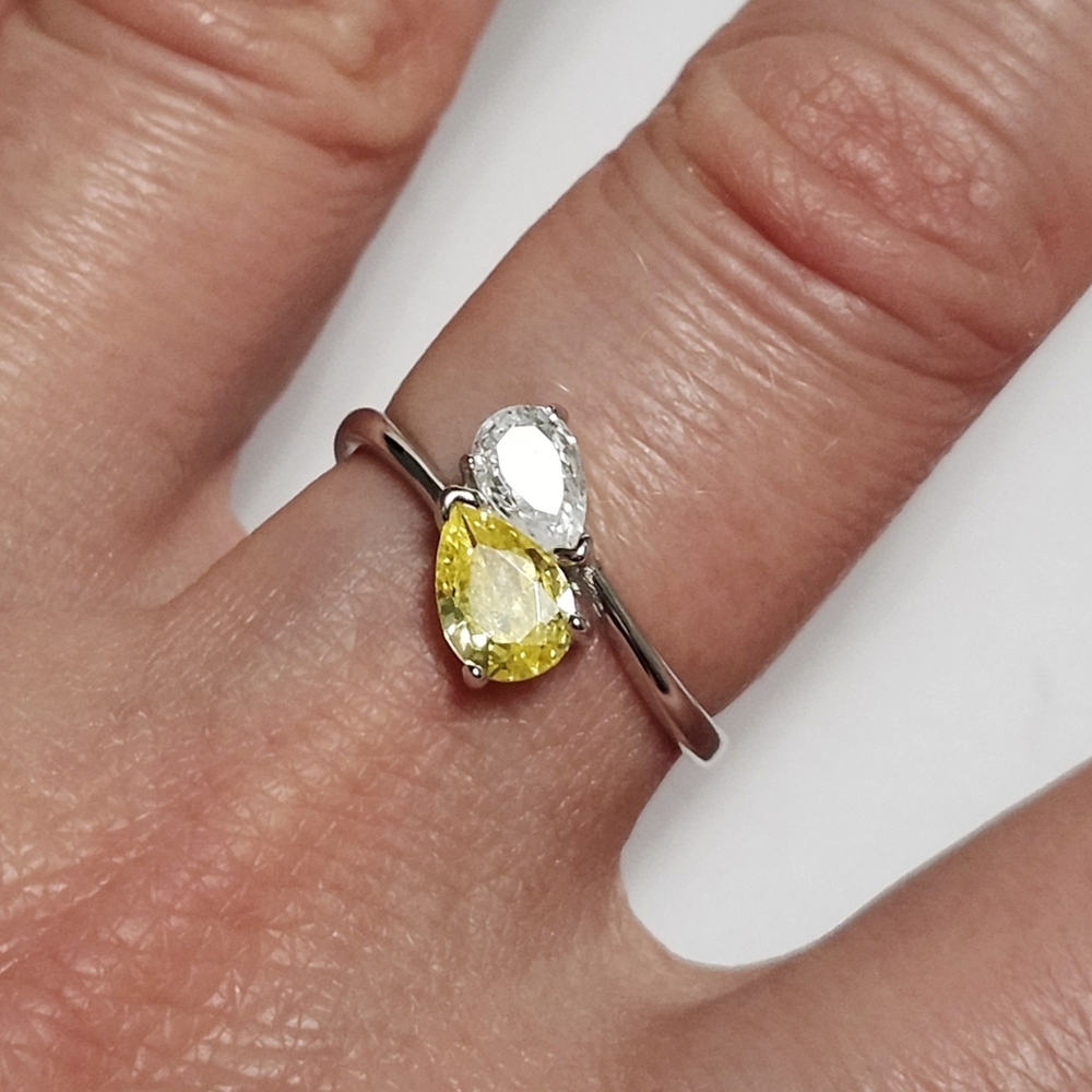 Unique Canary Yellow & White Pear Sterling Silver Ring size 7 NEW